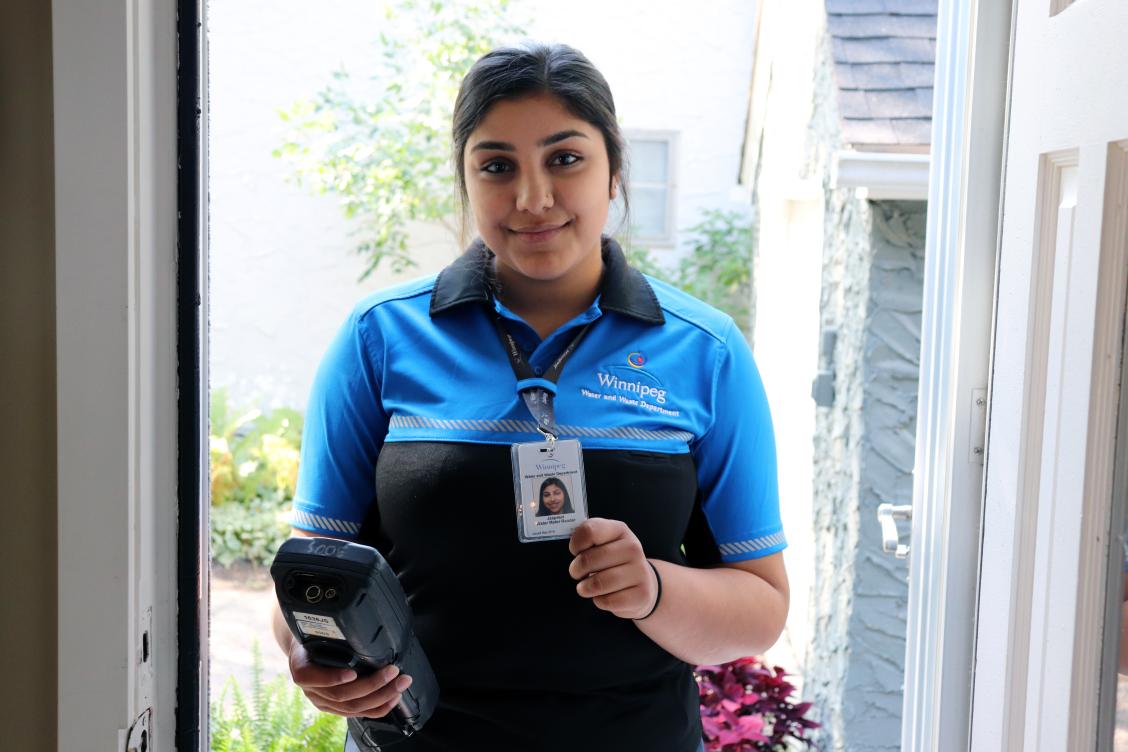 Now hiring hundreds of people for a variety of seasonal jobs City of